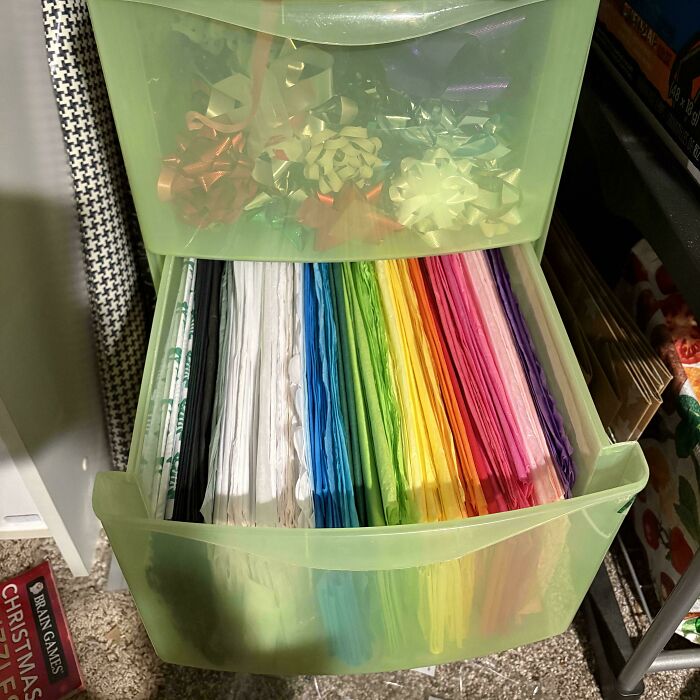Tissue Paper Drawer That’s Surprisingly Neat