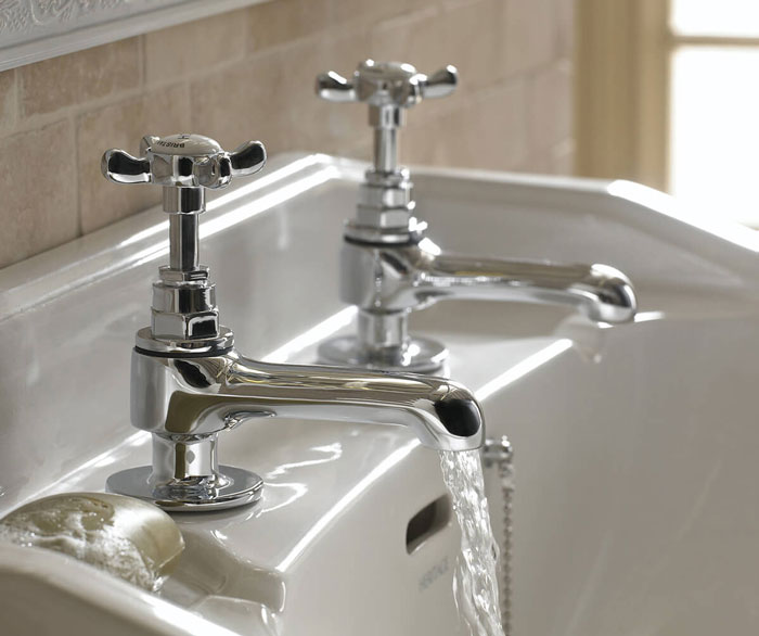 Separate Hot & Cold Taps – Classic British Quirk