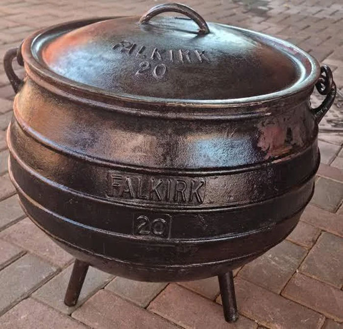 South Africa’s Three-Legged Cast Iron Pot – The Ultimate Campfire Buddy