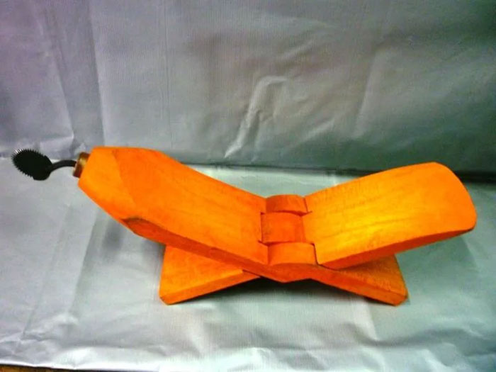 Coconut Grater – Scraping Perfect Coconut Meat