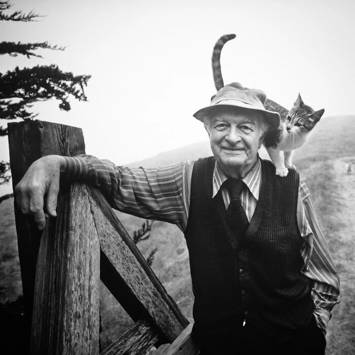 Linus Pauling (American Chemist)