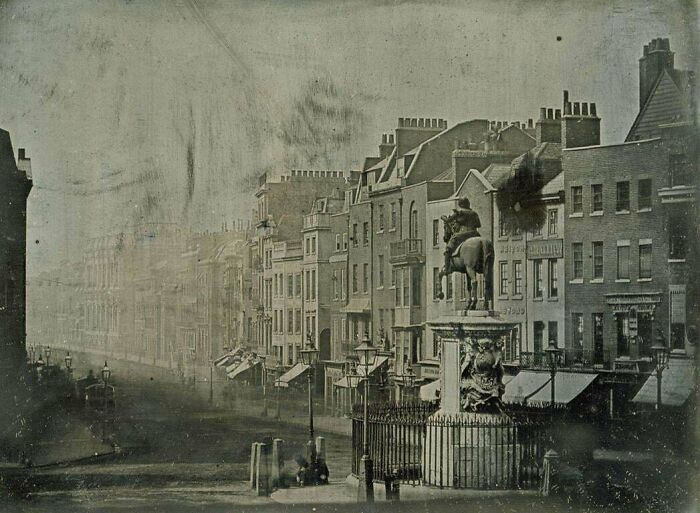 London’s First People Caught On Camera (1839)