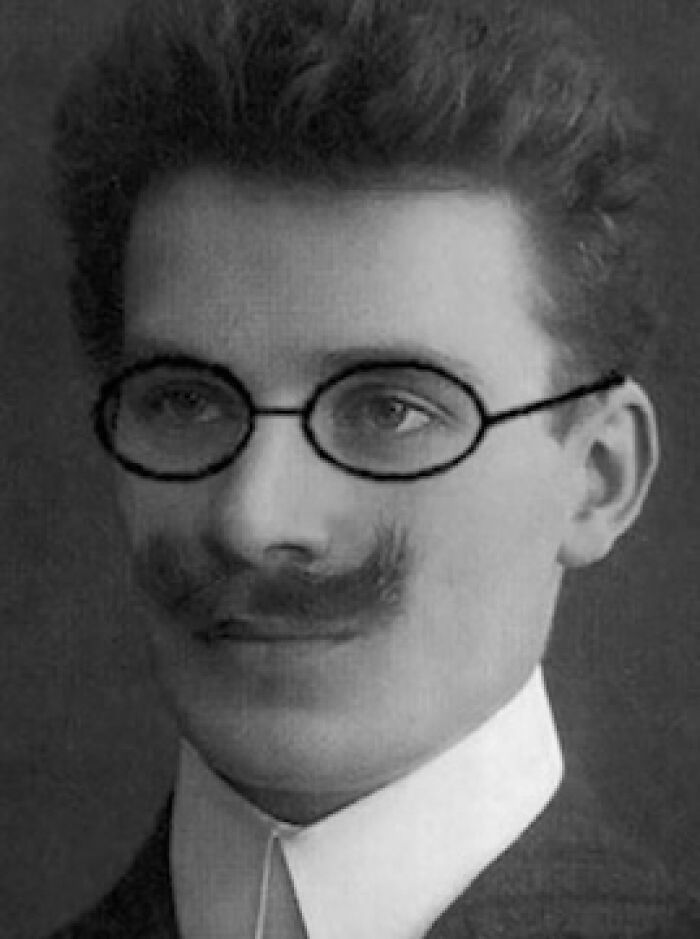 Germany’s Legendary Nonexistent Politician