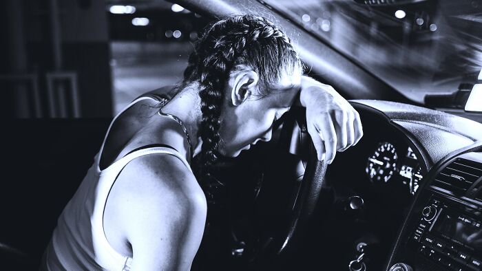 Fiancé Disappeared for Hours, I Called Police—She’s Now Furious with Me