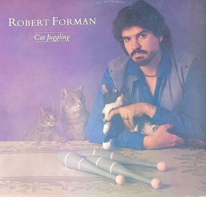 Robert Forman - Cat Juggling (Yep, You Read That Right)