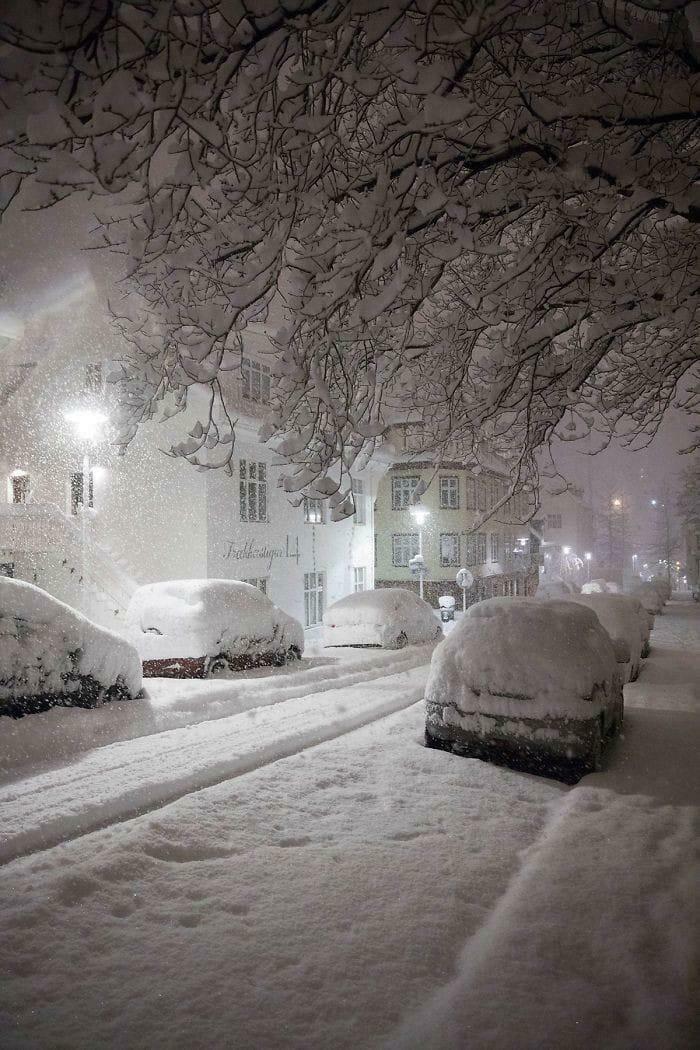 How Beautiful is This Snow Scene? Very.