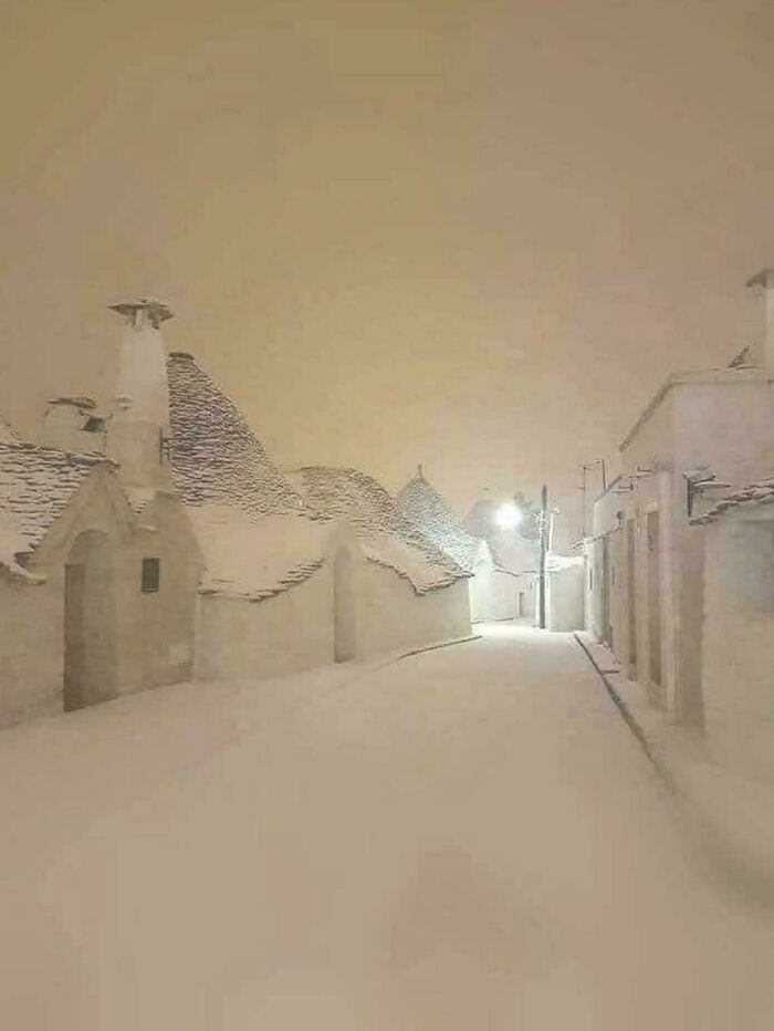 Italy’s Alberobello Gets Its Snow Hat On