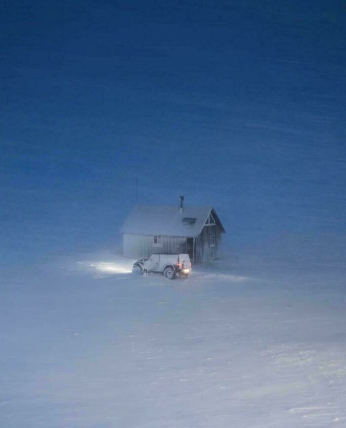 Iceland’s Snowy Drama