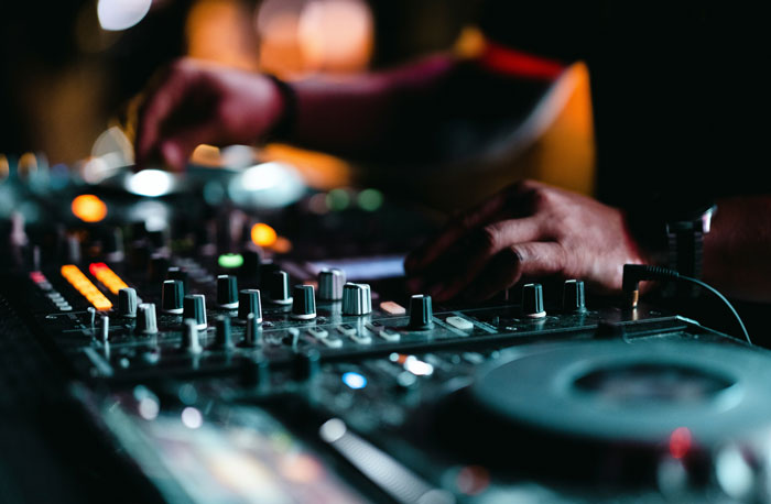 These 58 Wild Stories Prove Smart People Can Be Straight-Up Creepy