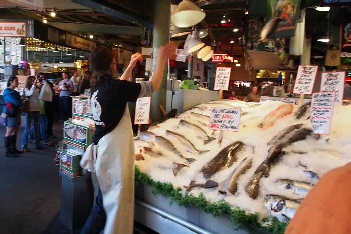 The World's Most Overhyped Tourist Spots That Totally Let Everyone Down