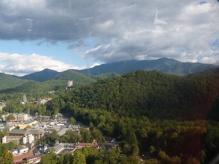 The World's Most Overhyped Tourist Spots That Totally Let Everyone Down