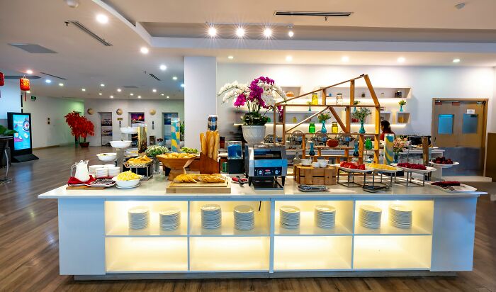 The Wildest Buffet Tales You'll Ever Hear (Seriously, People Go Next-Level)