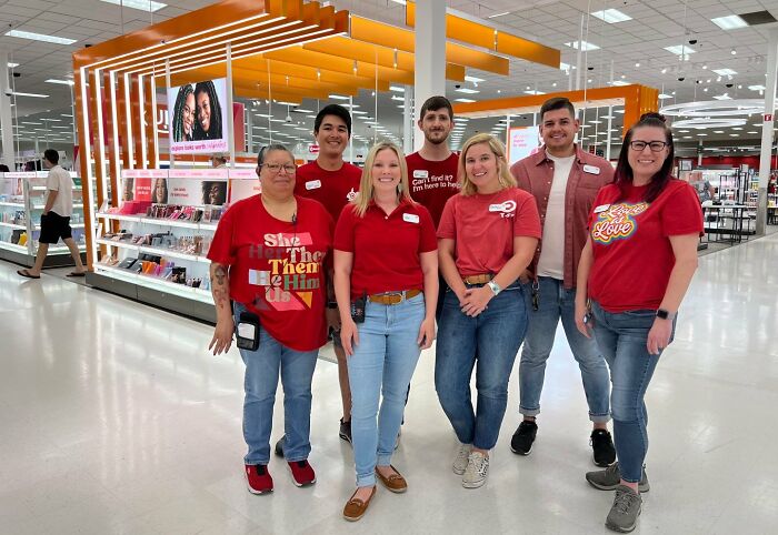 Retail Workers: Fleeting Schedules and Zero Chill