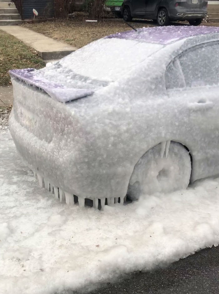 Texas Newbie Meets Serious Ice