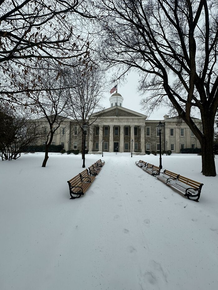 Towson Historic Courthouse Dressed In 7 Inches Of Snow