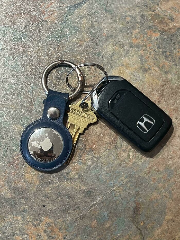 Found Keys In ‘New’ Amazon Coat. Surprise!