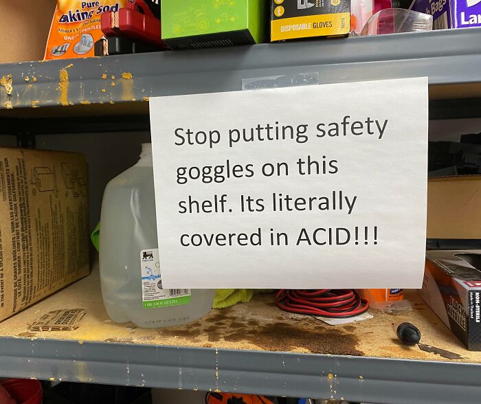 Acid Warning? Nope, Just Safety Ignored