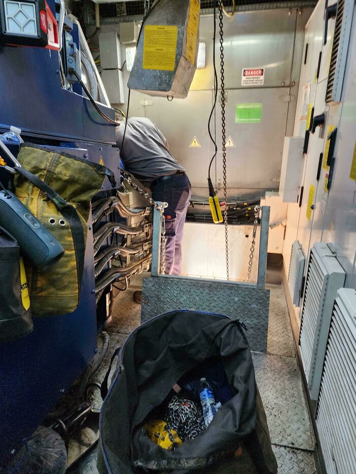 No Harness, 300-Foot Drop... Sounds Safe, Right?