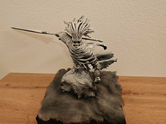 Hand-Sculpted The Nameless King From Polymer Clay In 350 Hours