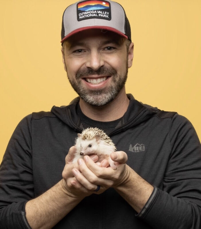 Wait, They Actually Snapped These Hedgehogs Doing Life?