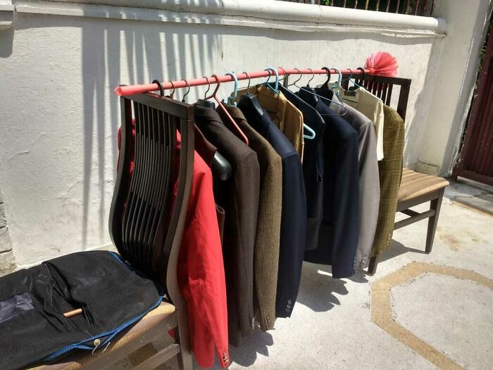 Ran Out Of Clothesline Space? No Problem! Meet The House-Help Hack