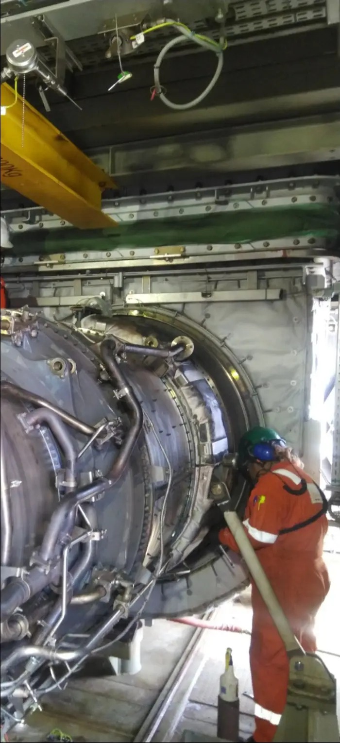 Why Some Ladies Skip Manicures (And No, It’s Not Because They Hate Pretty Nails)