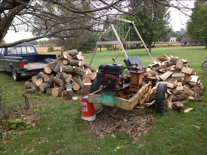 Wait, They Really Said That?! 80 Hilarious 'Oh No, This Person's an Idiot' Moments