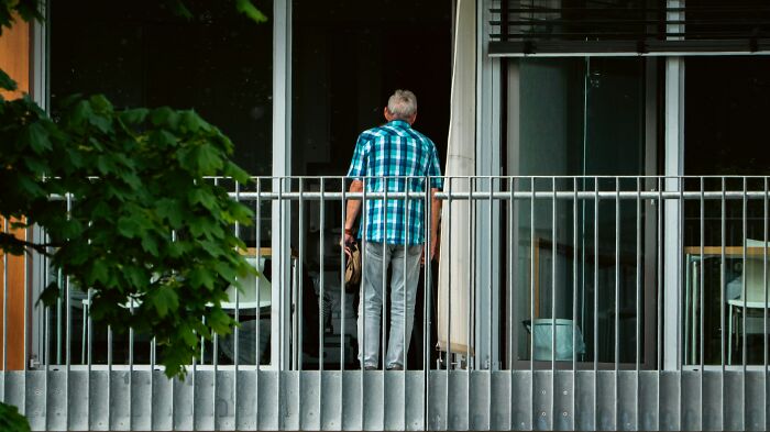 42 Times Grown-Ups Totally Messed Up and Somehow Got Away With It