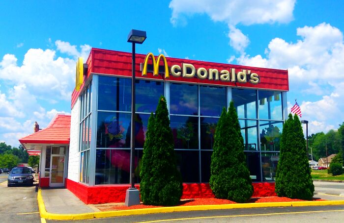 42 Times Grown-Ups Totally Messed Up and Somehow Got Away With It