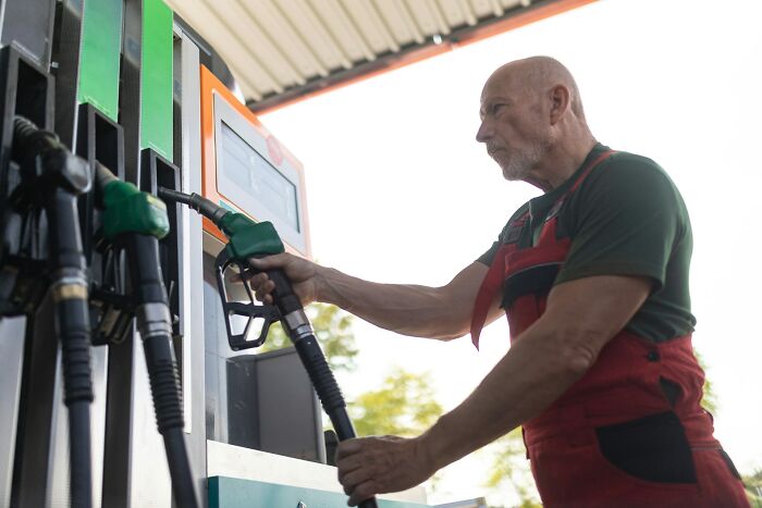 42 Times Grown-Ups Totally Messed Up and Somehow Got Away With It