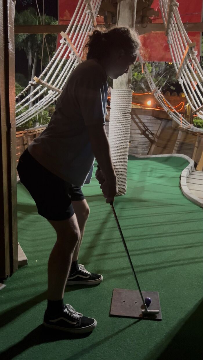 Wait Till You See These Men’s Weirdest Poses That Are Hilariously ‘Ick’