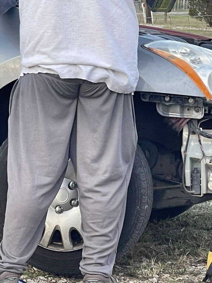 Wait Till You See These Men’s Weirdest Poses That Are Hilariously ‘Ick’