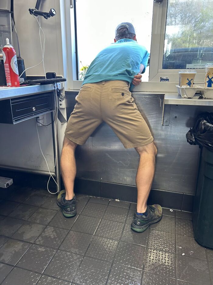 Wait Till You See These Men’s Weirdest Poses That Are Hilariously ‘Ick’