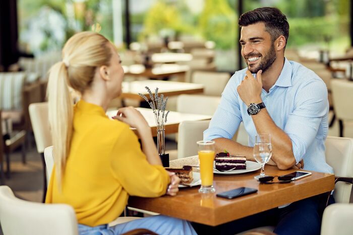 First Dates That Flopped So Hard, You'll Laugh (or Cringe!)