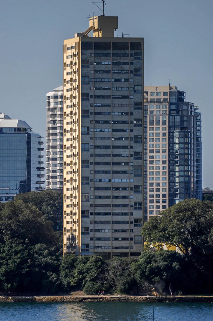 Sydney’s Blues Point Tower: Brutalist Eye Sore or Beauty?