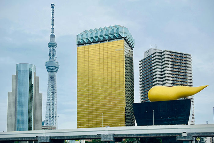 Japan’s Asahi Buildings: The Golden Poop!