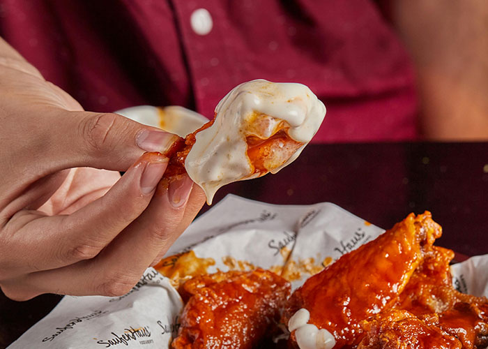 50 Hilariously Ridiculous ‘Ick’ Moments That Made Love Disappear