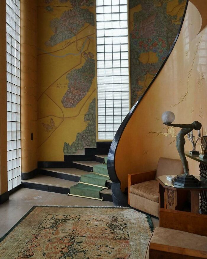 20,000 Books and Other Crazy Interiors That Totally Mess with Your Mind