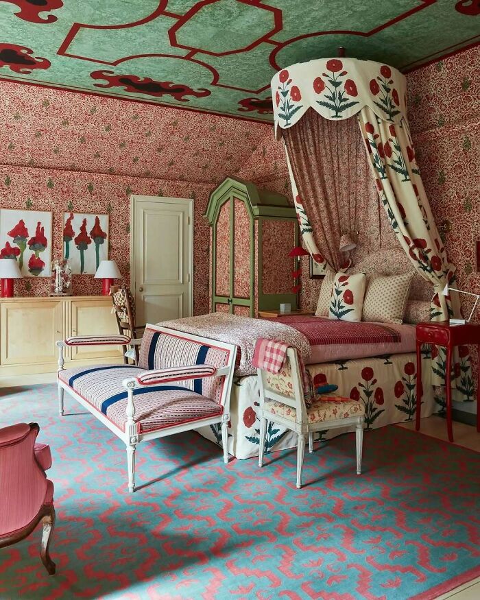 20,000 Books and Other Crazy Interiors That Totally Mess with Your Mind