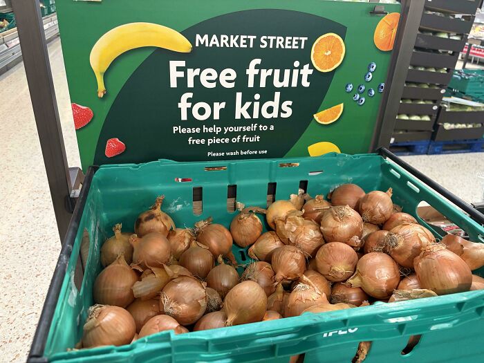 Supermarkets Trying To Make Kids Eat Healthier. A+ Effort!