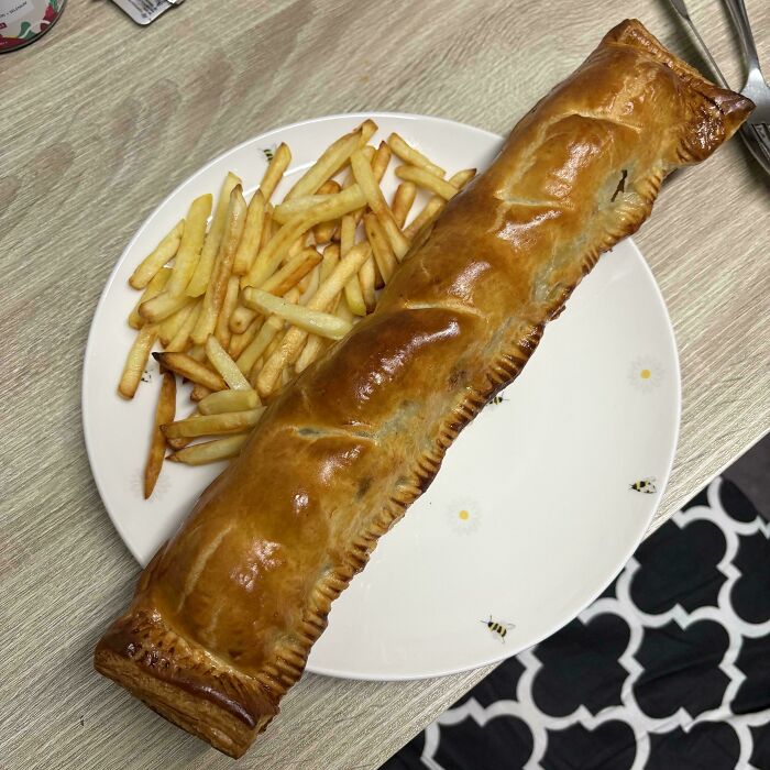 Wife Made A Giant Sausage Roll (And It’s Glorious)
