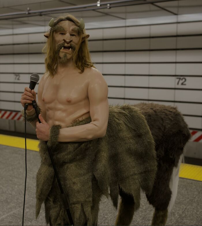 Wait, People REALLY Saw These Wild Subway Moments?