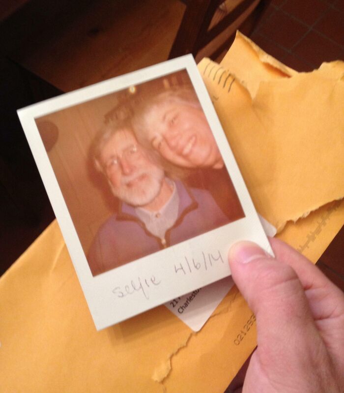 Parents Send Selfie… Through The Mail? That’s Next Level