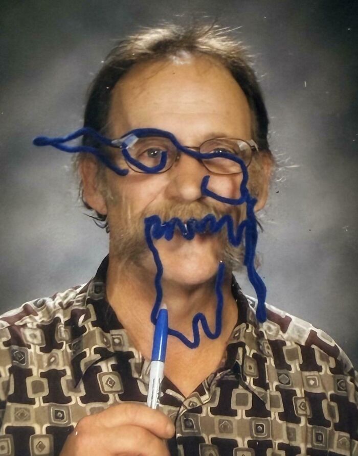 Dad’s Pipe Cleaner School Picture? Iconic Dad Move