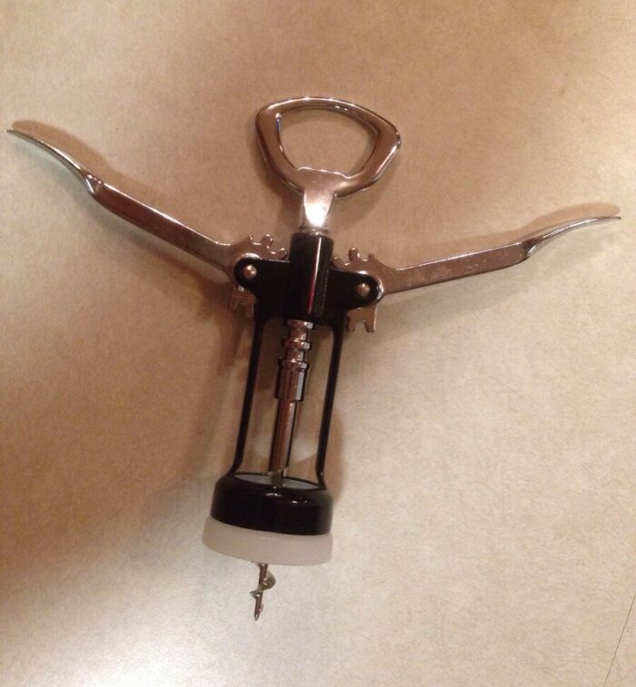 Dad Convinces Kids This Is An Eyeball Remover. Wicked Genius!