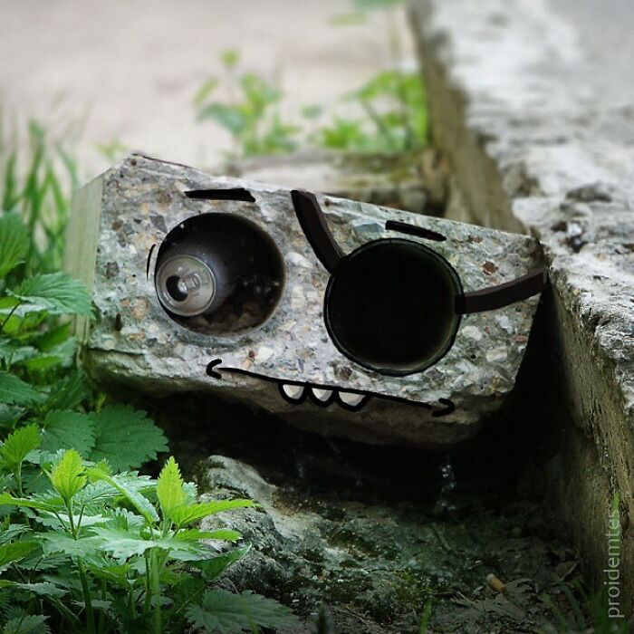 Wait, They Drew Faces on Sidewalk Cracks?! 79 Pics of Everyday Stuff Going All Cartoon