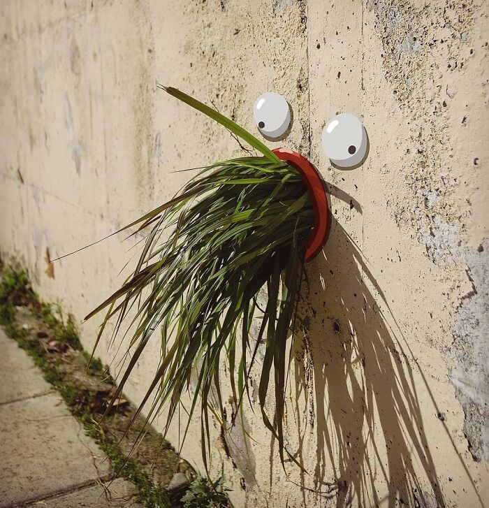 Wait, They Drew Faces on Sidewalk Cracks?! 79 Pics of Everyday Stuff Going All Cartoon