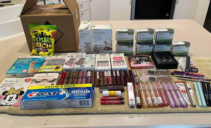 51 Dumpster Treasures That’ll Make You Say, 'Wait, That’s Trash?'