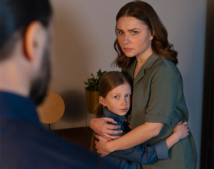 Wait, They Actually Did These Normal People Things? Here Are 41 Hilariously Clueless Moves