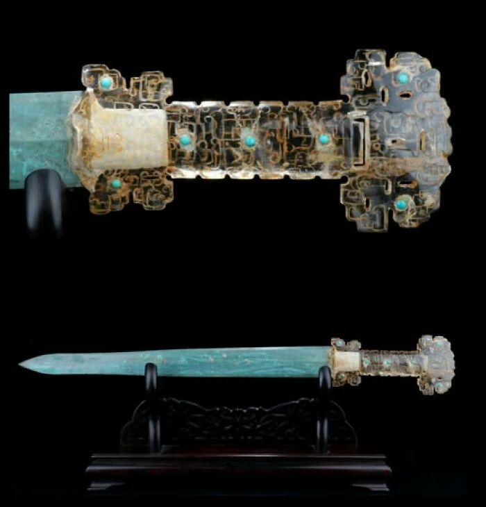 A Sword Made of Bronze and Crystal – Talk About a Shiny Weapon!